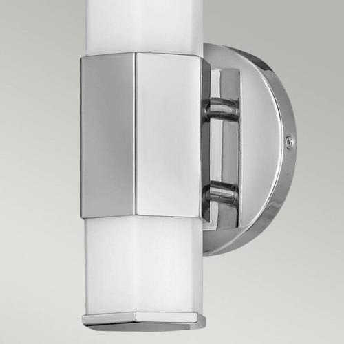 LED-Bad-Wandleuchte Facet Single, 3000 K, chrom