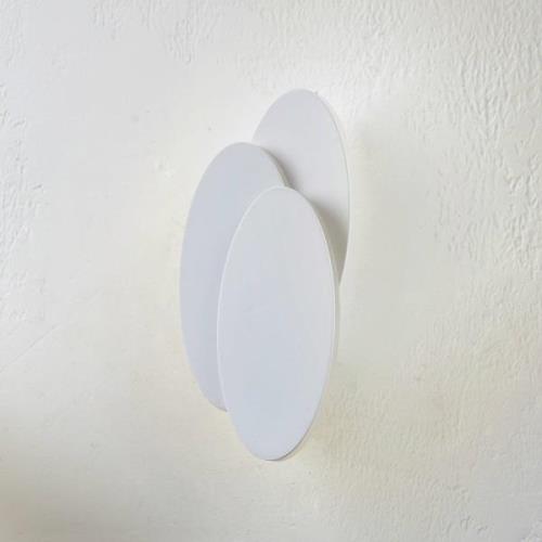 Lindby LED-Wandleuchte Kolme, weiß, Acryl, Alu, 28 cm