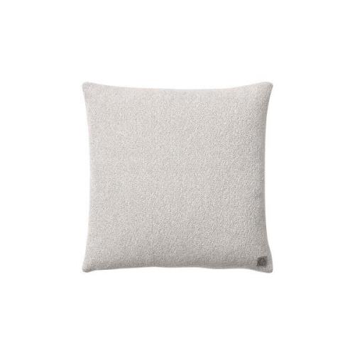&tradition - Collect Cushion Boucle SC28 Ivory/Sand