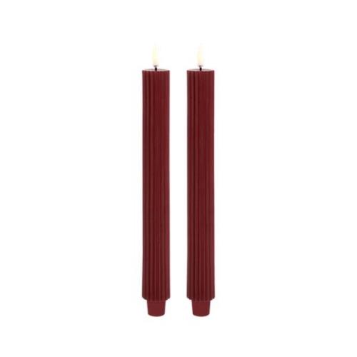 Uyuni - Kegelkerze LED Grooved 2-pack 3,2x25,5 cm Wine Rot/Smooth Ligh...